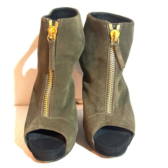 Giuseppe Zanotti green suede sandals - Picture 11 of 12